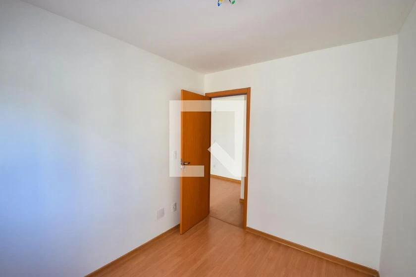 Apartamento de 2 dormitorios con balcón y 48 m² — photo 28