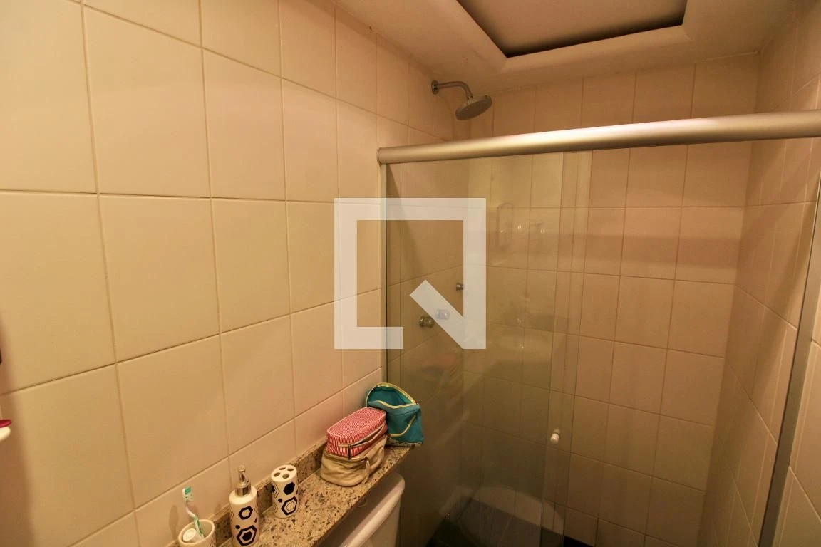 Furnished 2-bedroom apartment with 2 bathrooms — photo 24