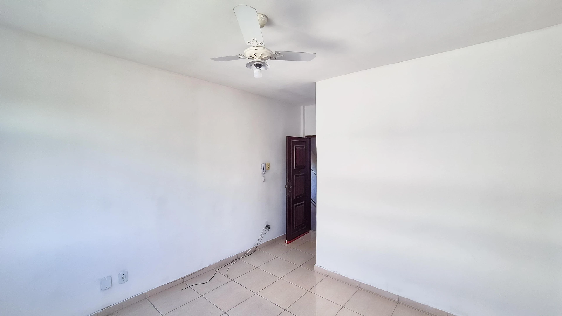 Unfurnished apartment with 2 bedrooms and 1 bathroom — photo 46