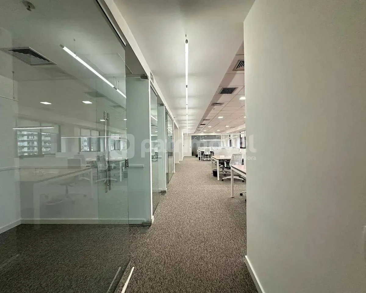 Apartamento de 348 m² con 1 dormitorio y 6 baños en el 12º piso — photo 33