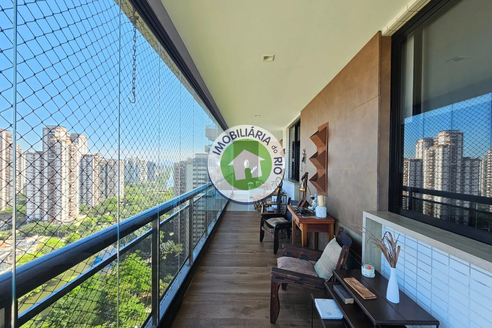 Apartment with 3 bedrooms, 4 bathrooms and a separate kitchen — photo 46
