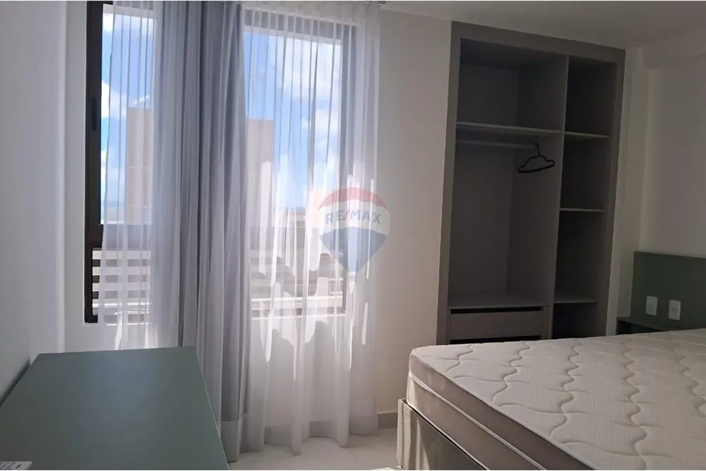 2-bedroom apartment in a building with a coworking space — photo 47