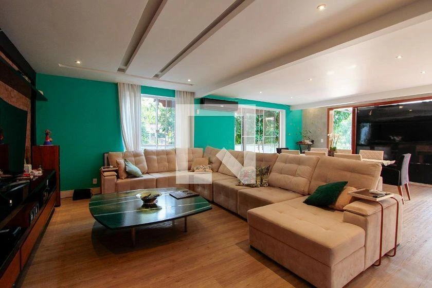 Furnished house with 4 bedrooms and an open-plan kitchen — photo 10