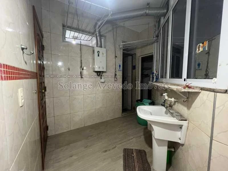 Rental apartment with 3 bedrooms and 120 m² — photo 4