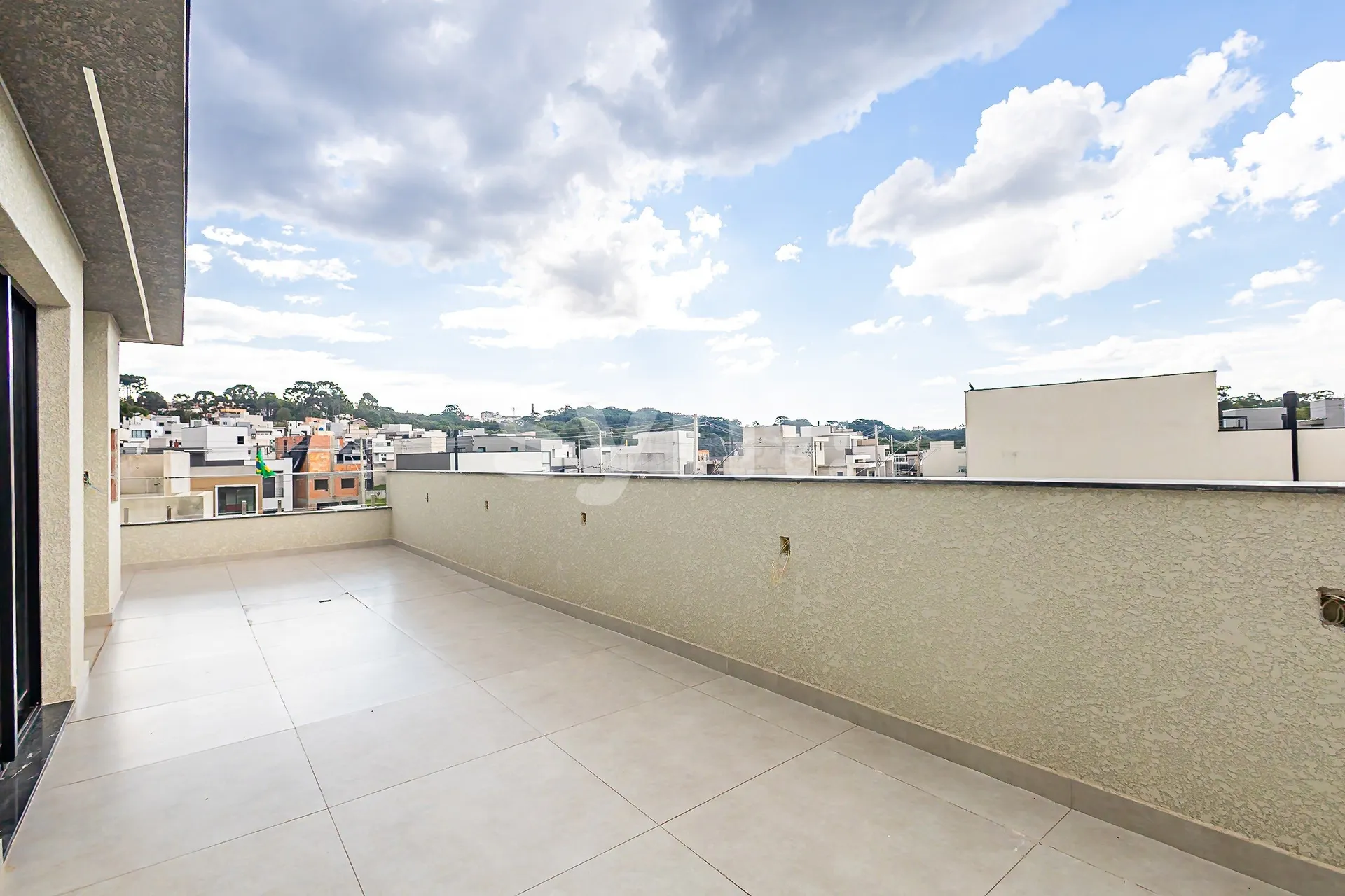 Ground-floor 160 m² house with 3 en-suites and private garden — photo 19