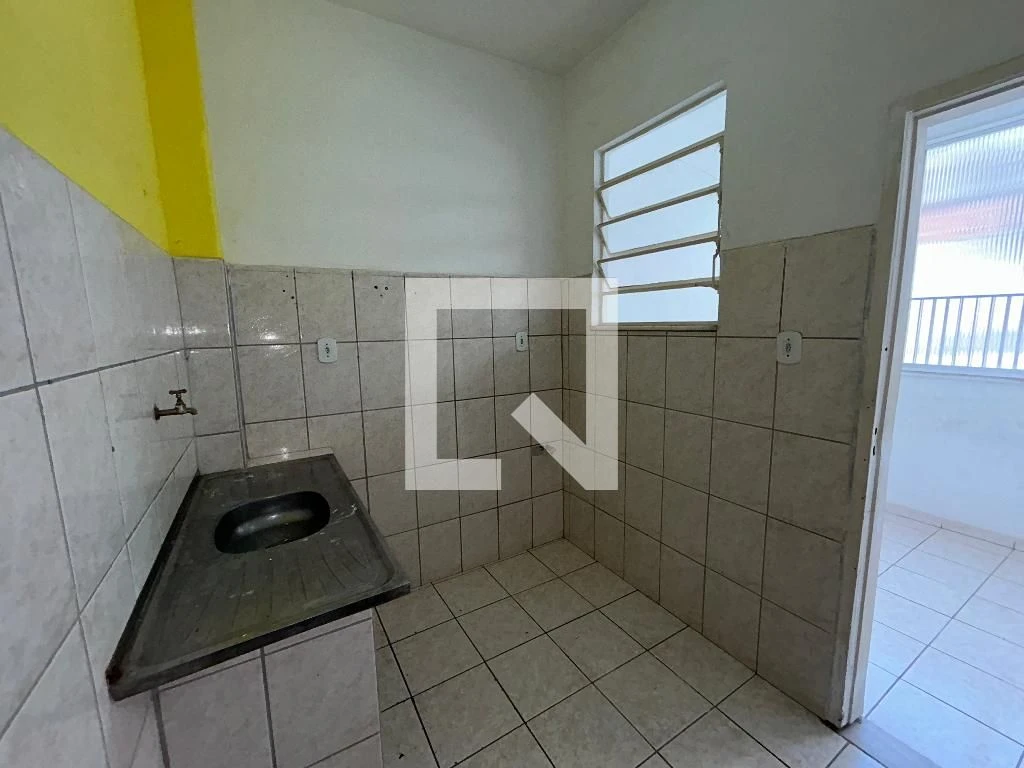 House with no parking, 2 bedrooms and 1 bathroom — photo 5