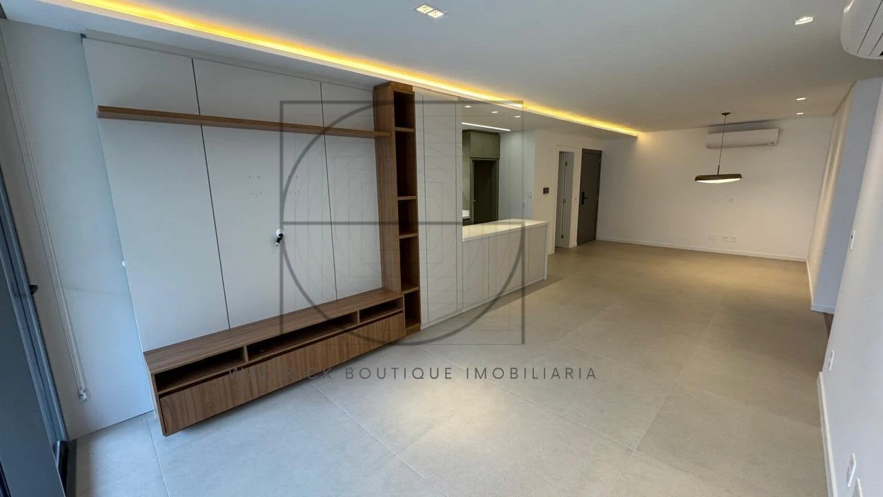 Apartment, 132 m², with a walk-in closet — photo 11