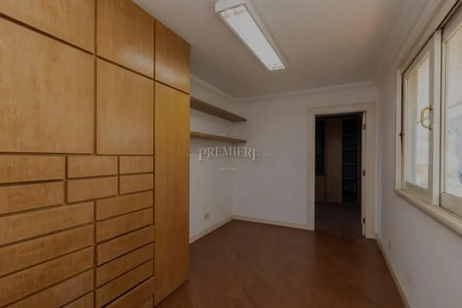 5-bedroom house with a home office in Curitiba — photo 2