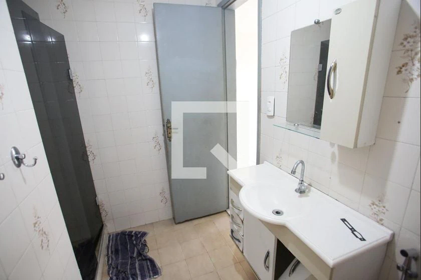 2-bedroom rental apartment with balcony — photo 12