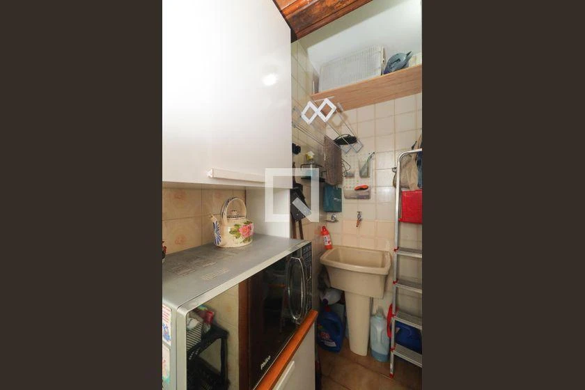 Apartamento de 3 dormitorios, 80 m² y balcón — photo 40