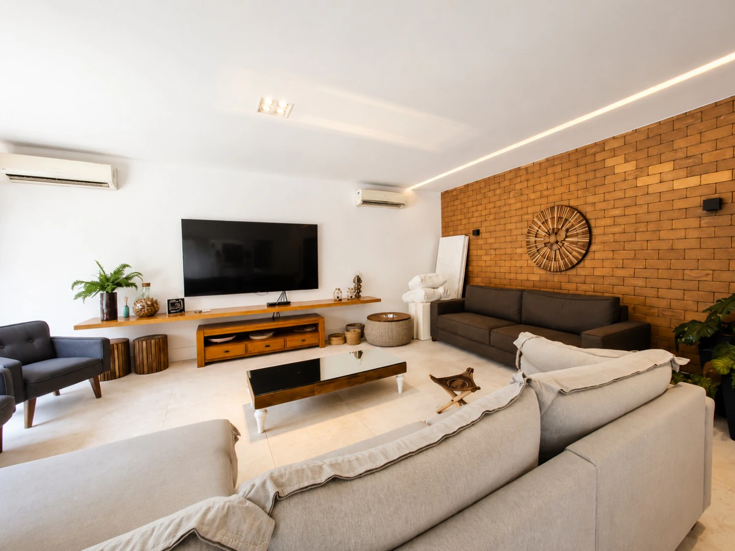 Condominium house with 4 bedrooms and 500 m² — photo 6