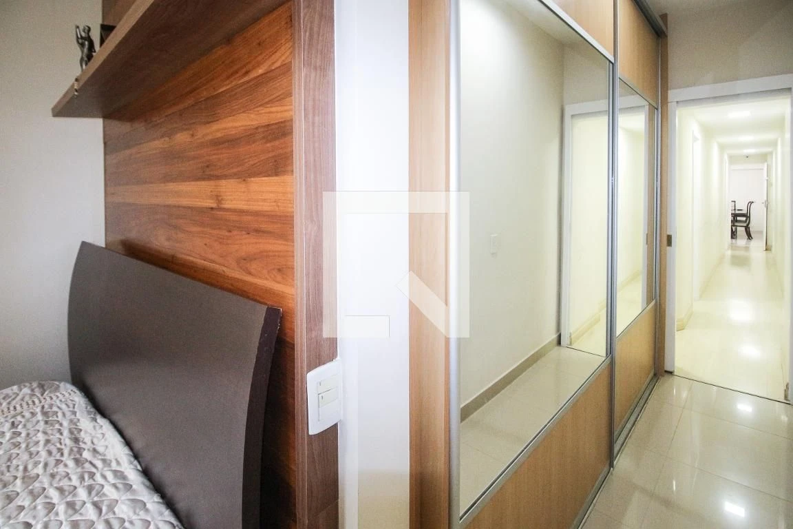 Washing machine in a 3-bedroom apartment, 136 m² — photo 11