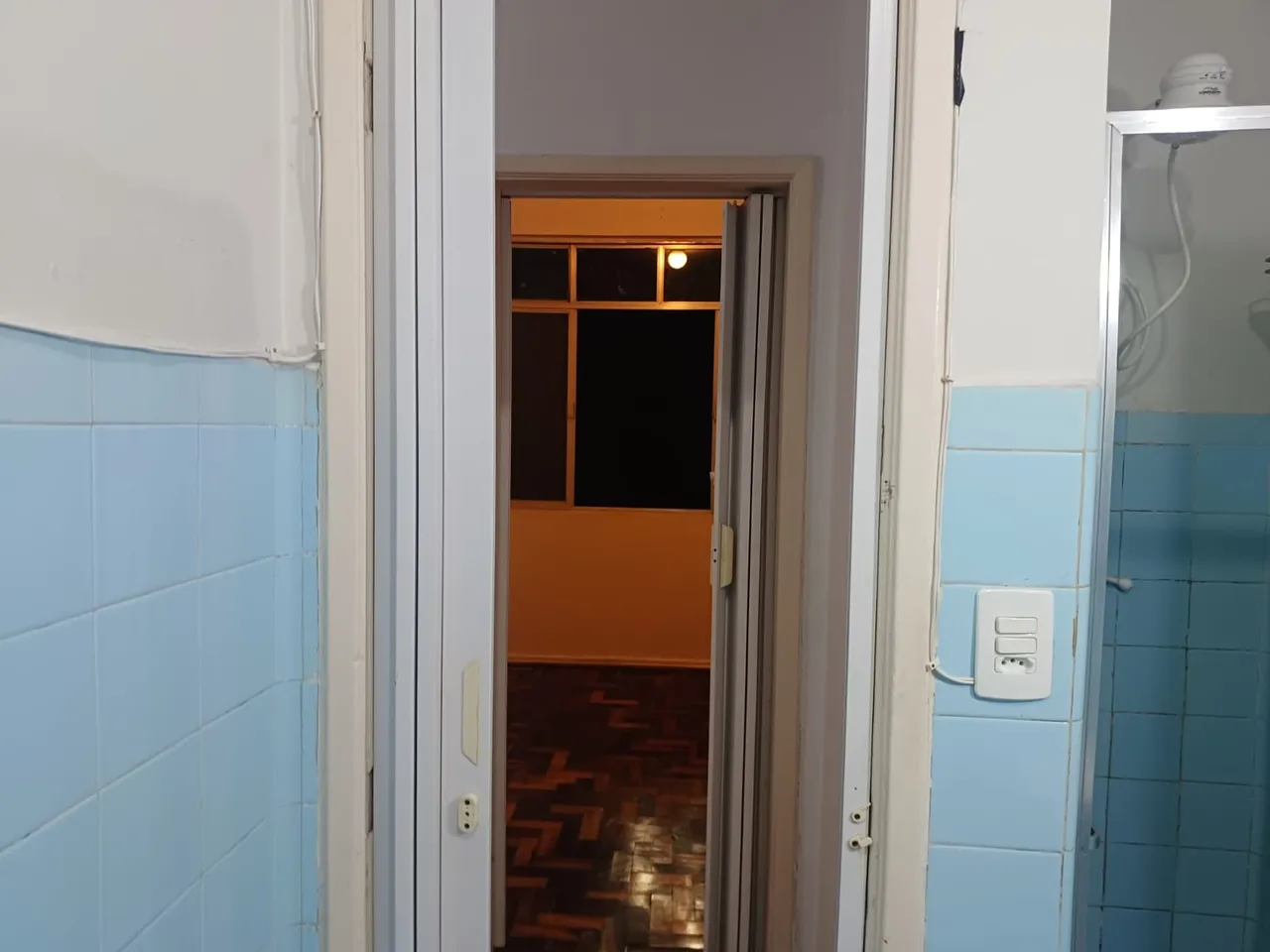 1 quarto e piso de madeira ou laminado: apartamento de 50 m² — photo 3
