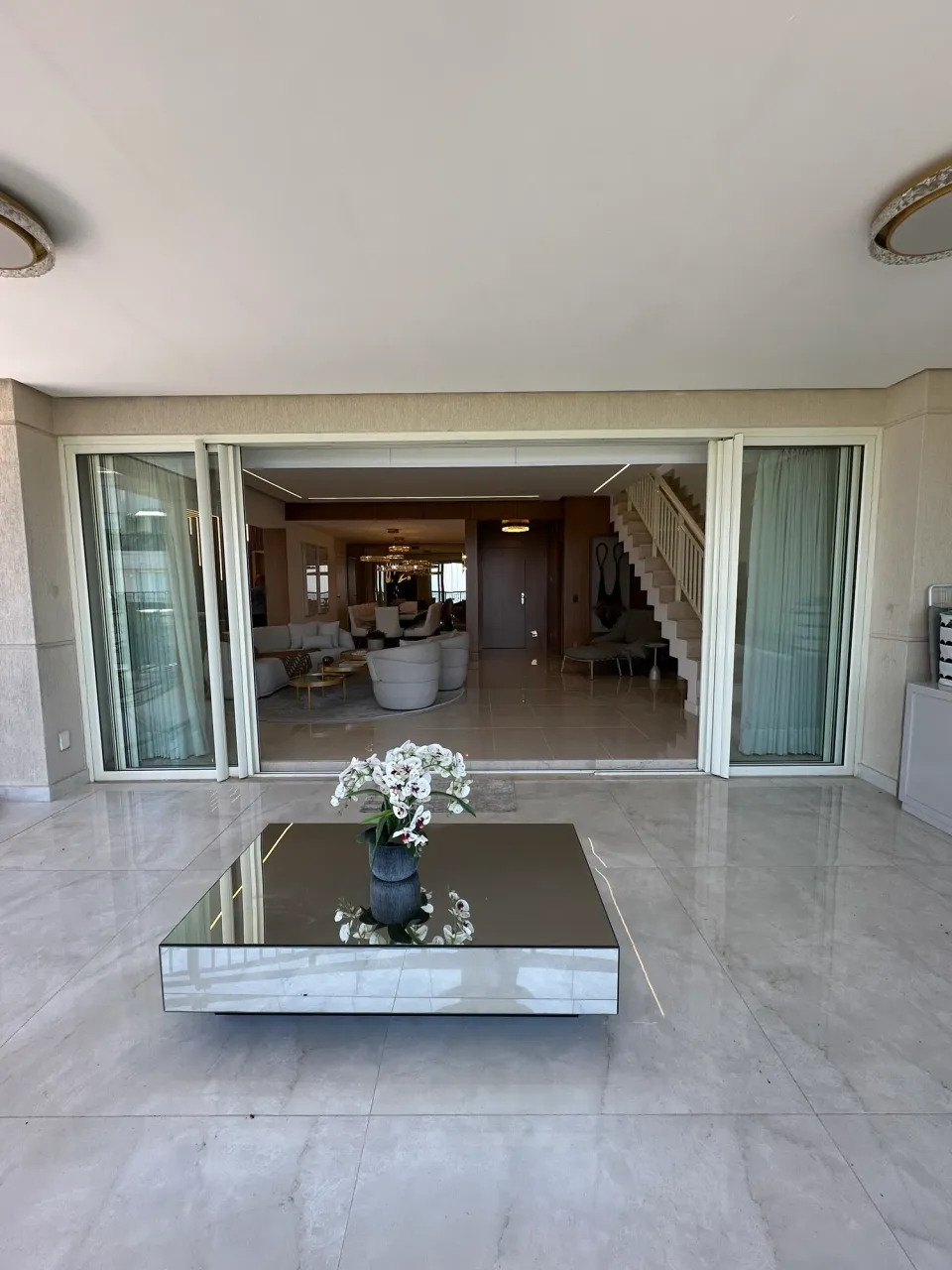 Duplex apartment with 600 m², 4 bedrooms and 4 parking — photo 17