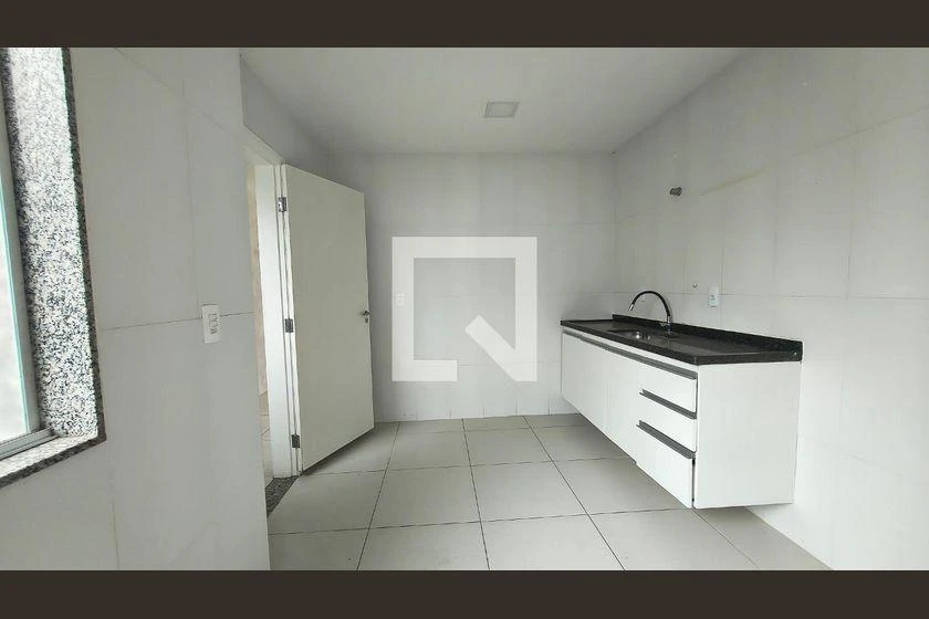 Balcony with a grill in a 3-bedroom apartment, 311 m² — photo 20
