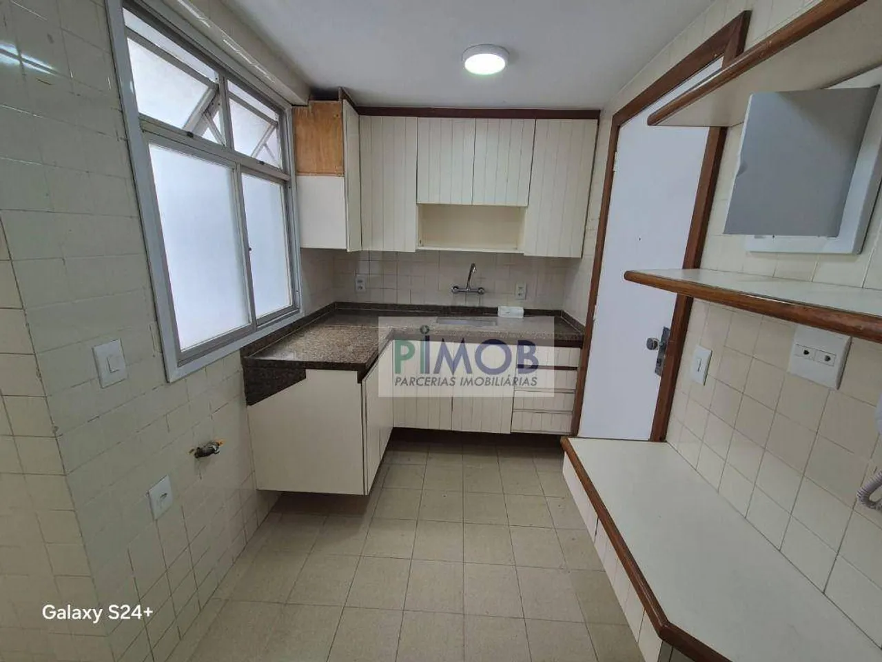 Apartamento de 2 quartos e 104 m² com área de lavanderia — photo 6