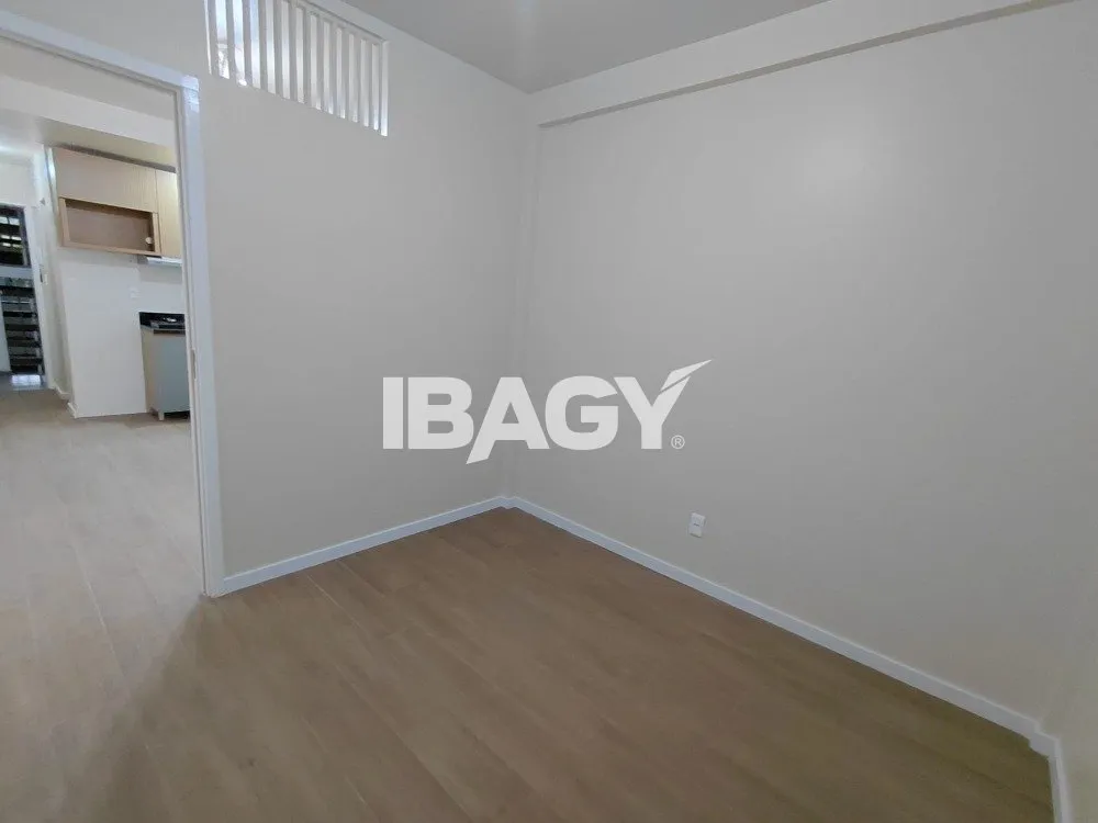 Apartamento de 1 dormitorio sin amueblar con cocina compacta — photo 6