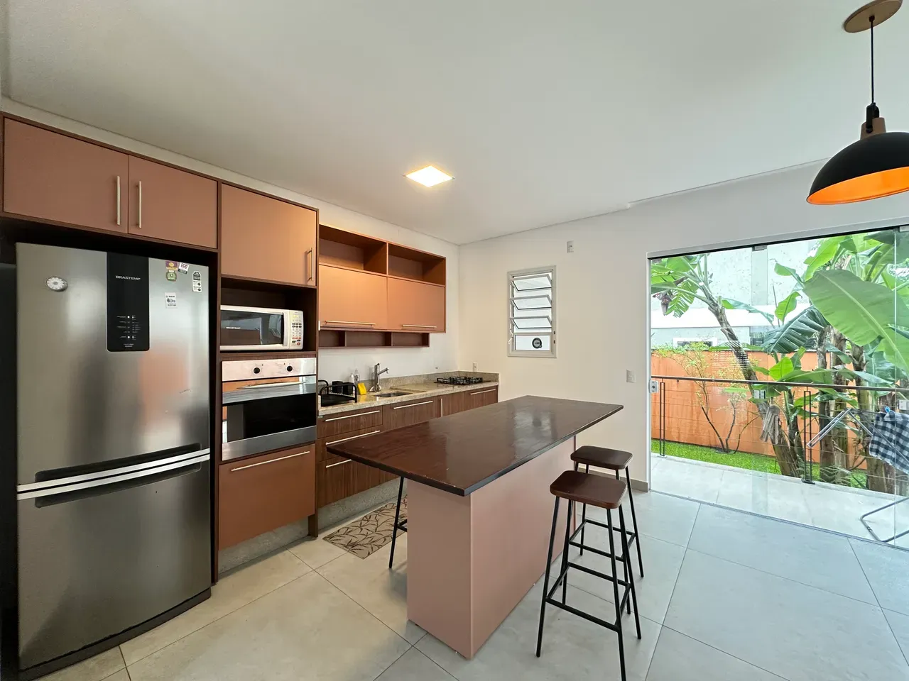 3-bedroom house with a private BBQ — photo 4