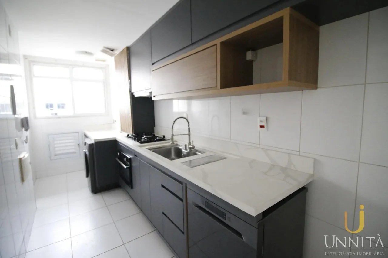 Apartamento sem mobília com 4 quartos e 3 banheiros — photo 2