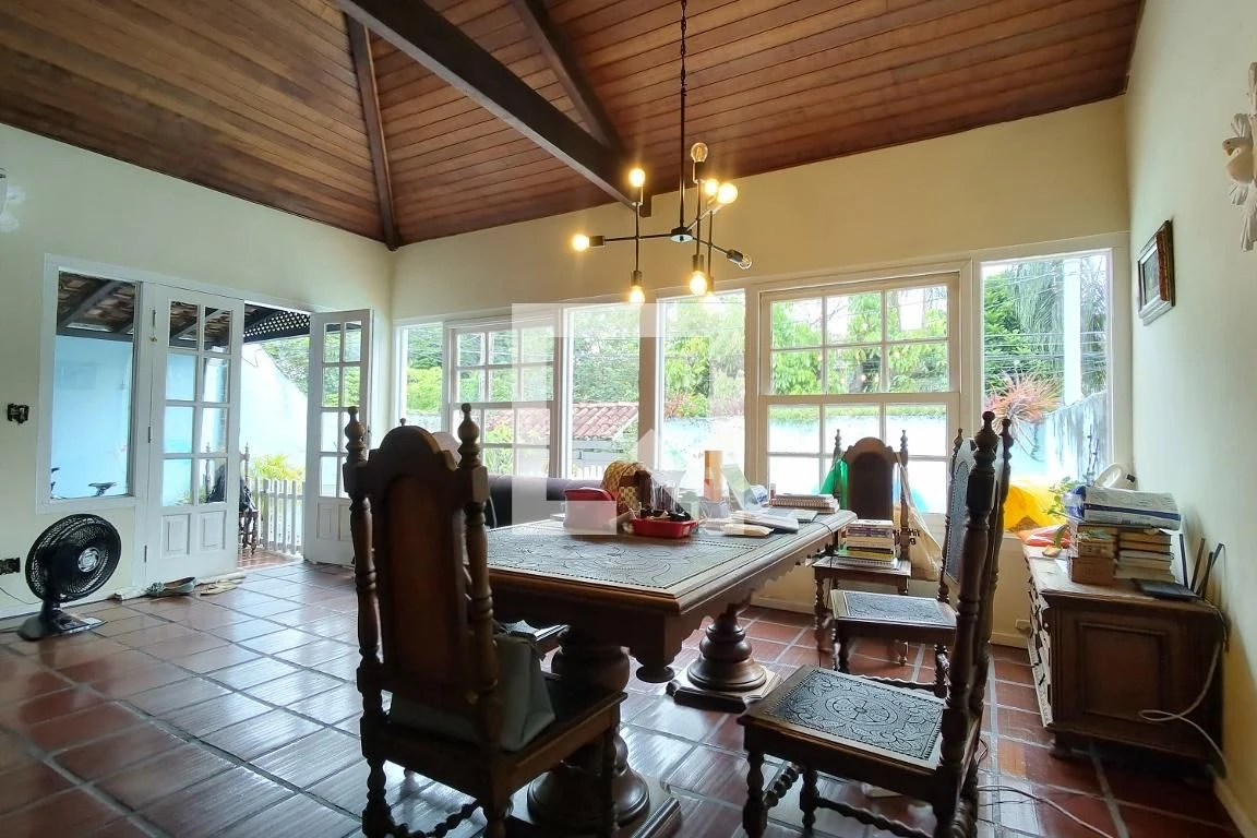 Furnished house with 3 bedrooms, private garden and 2 spots — photo 22