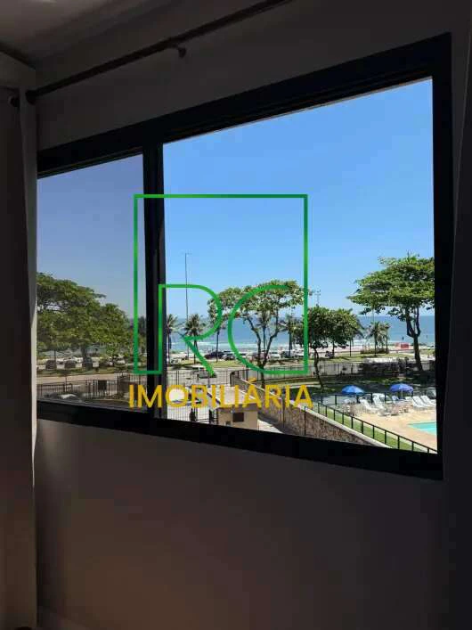 4-bedroom apartment with a balcony and 144 m² — photo 4
