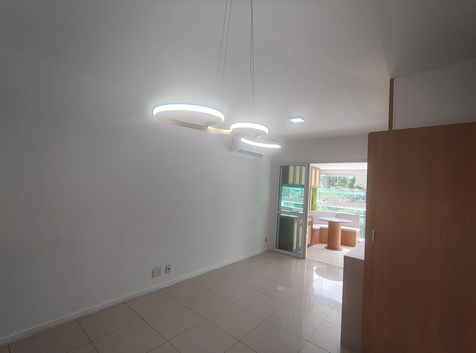 Rental apartment with 3 bedrooms and enclosed balcony — photo 7
