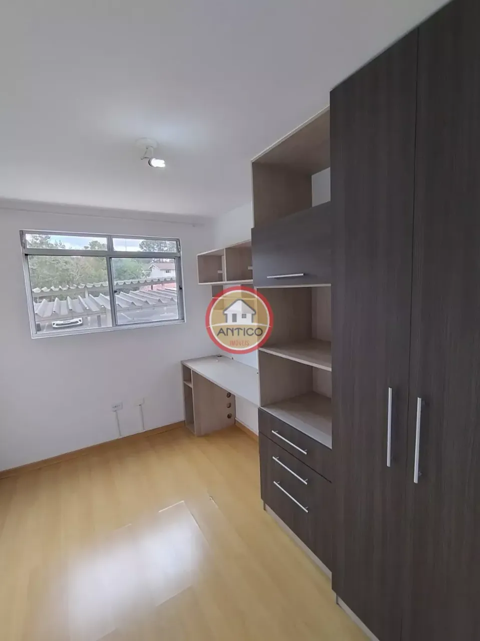 3-bedroom apartment with covered parking and built-ins — photo 11