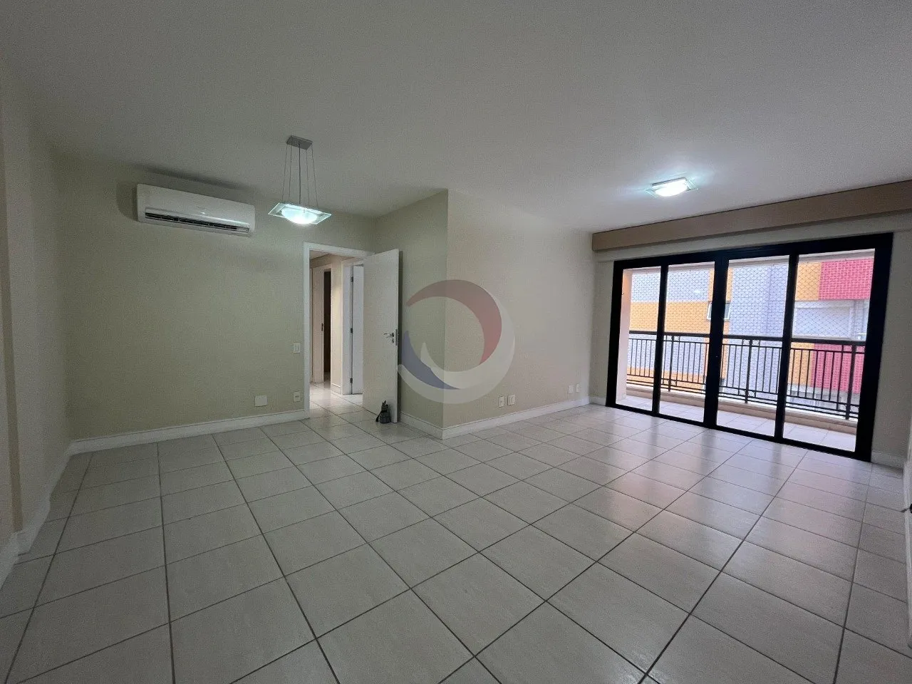 152 m² apartment with 3 bedrooms and 1 parking space