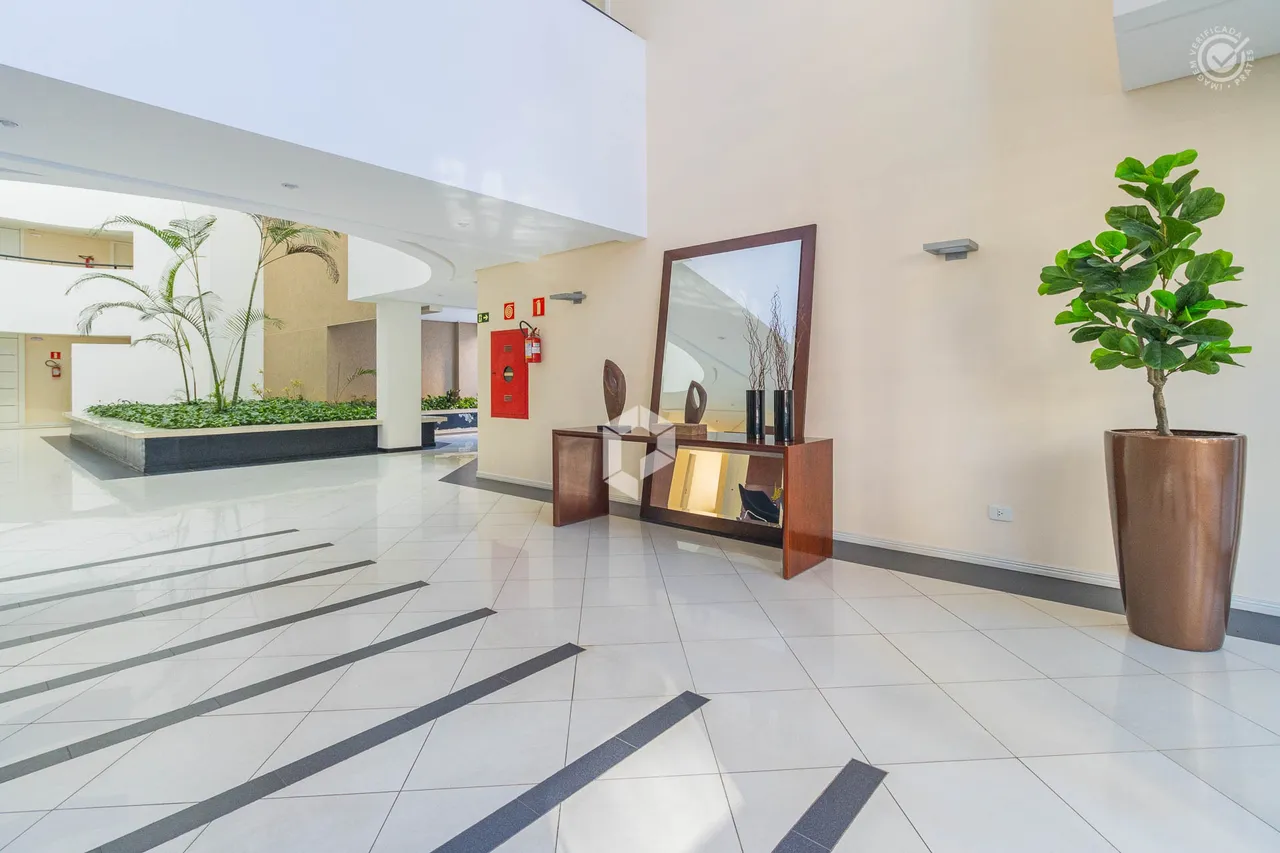 Furnished 1-bedroom apartment with a private BBQ — photo 20