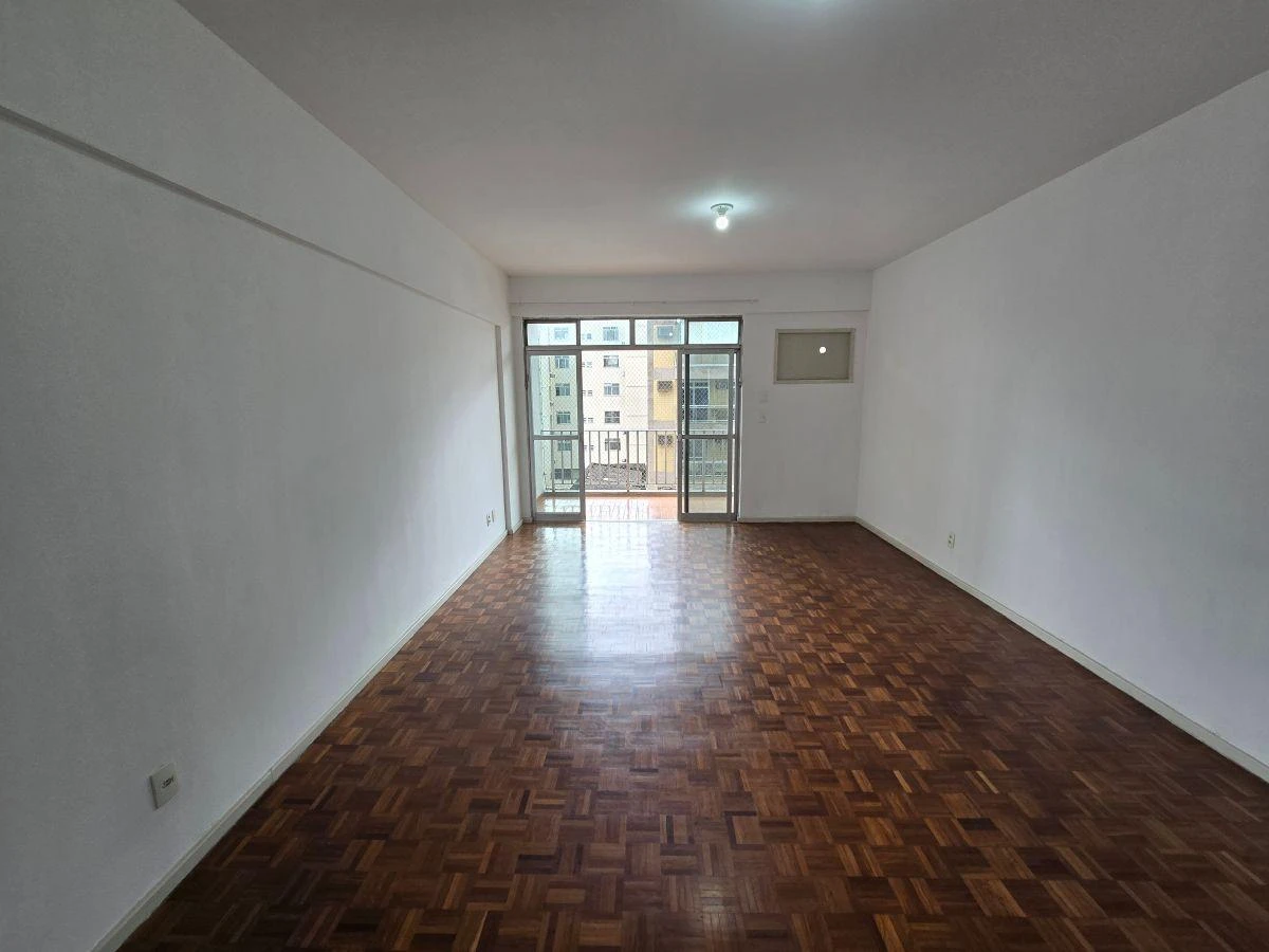 2-bedroom apartment with a washing machine in Rio de Janeiro — photo 13