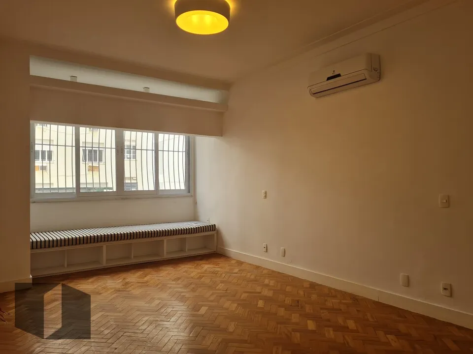 3-bedroom apartment with floor-to-ceiling windows — photo 19