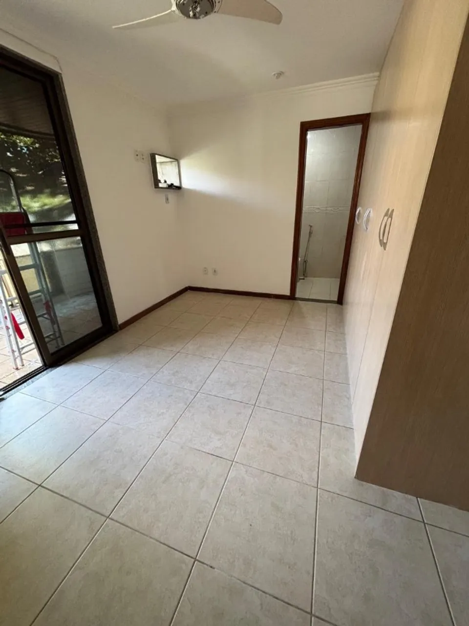 Walk-in closet in a 2-bedroom apartment, 85 m² — photo 7