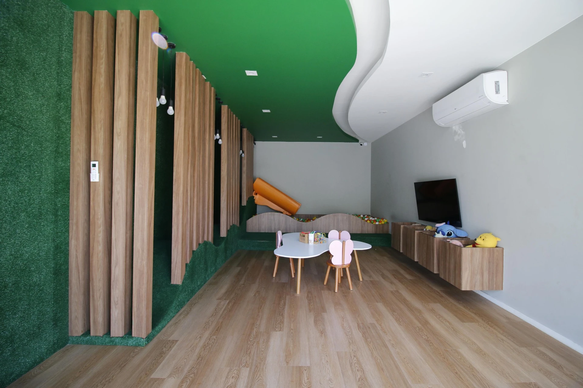 Apartamento com 2 quartos, varanda e vaga de garagem — photo 34