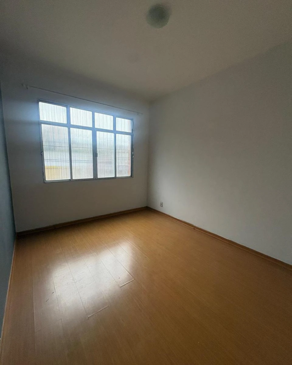60 m² apartment with 2 bedrooms and a closed kitchen — photo 8