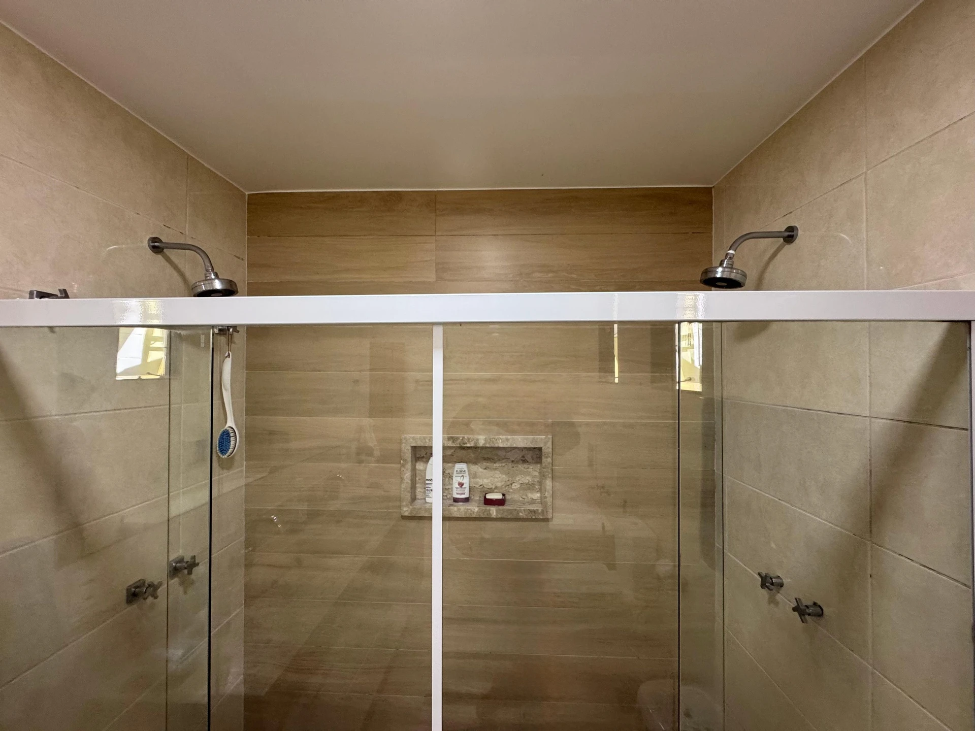 Apartamento amueblado de 4 dormitorios con jardín privado — photo 3