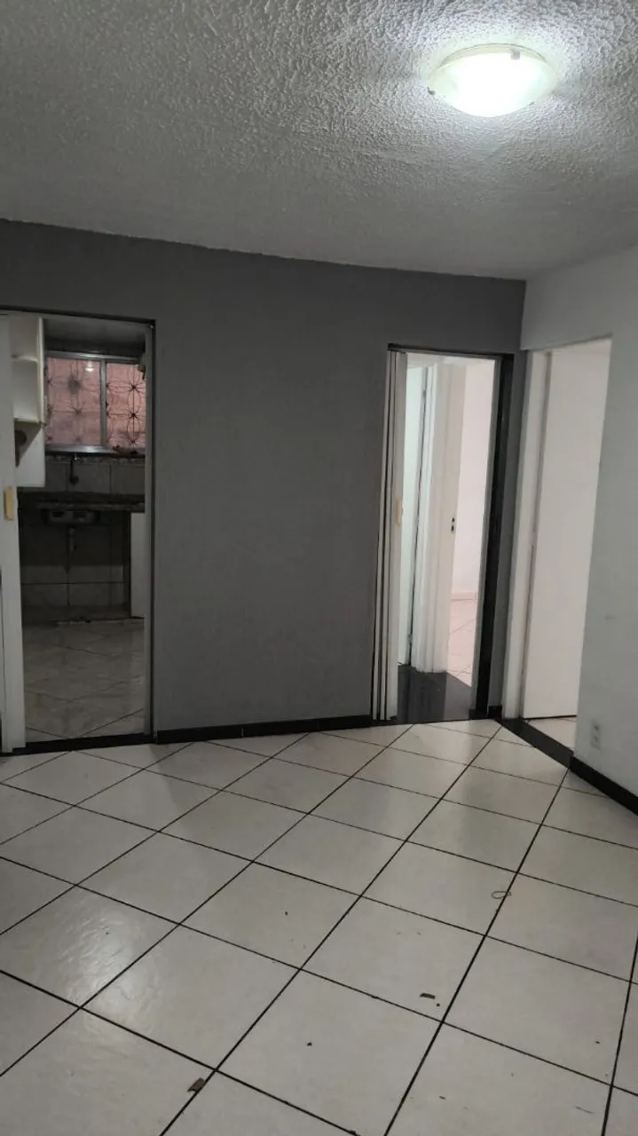 2-bedroom apartment with glass shower enclosure and parking — photo 8