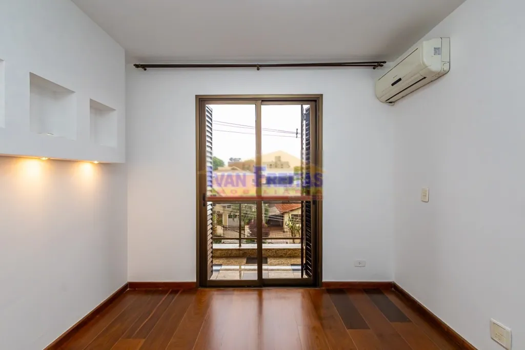 House with 5 bedrooms and balcony, plus 5 parking spots — photo 30