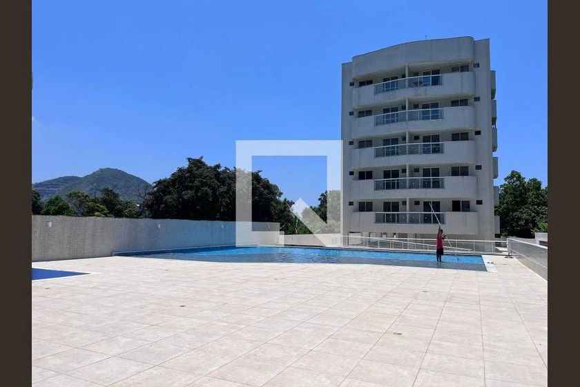 One-bedroom apartment with a mountain view — photo 31