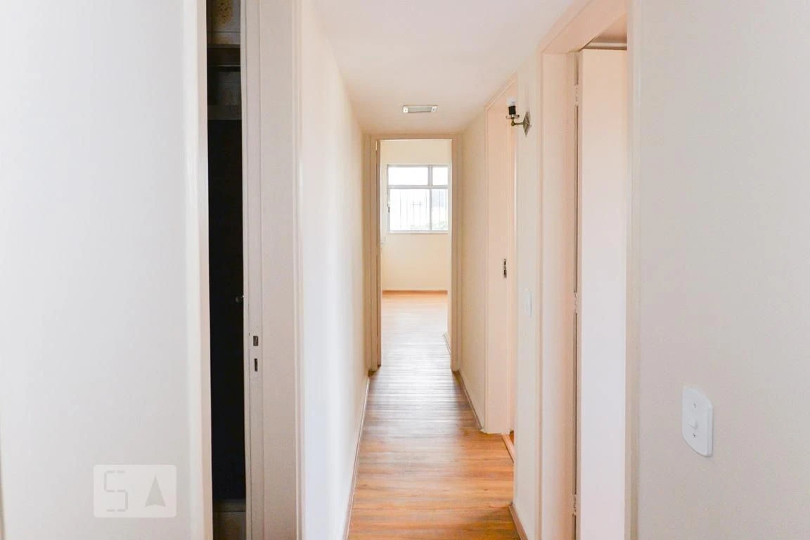 3-bedroom apartment with a mountain view — photo 31