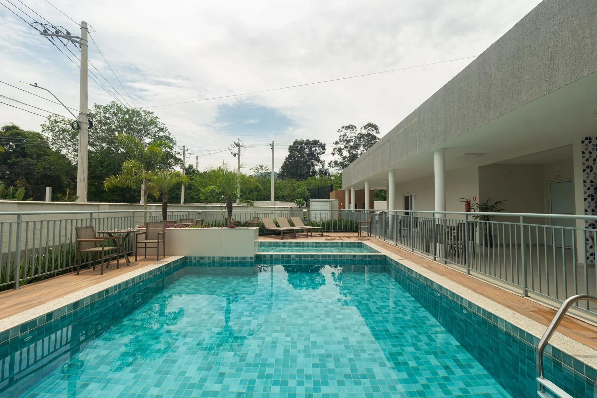 Furnished apartment, 48 m², with a grill on the balcony — photo 27