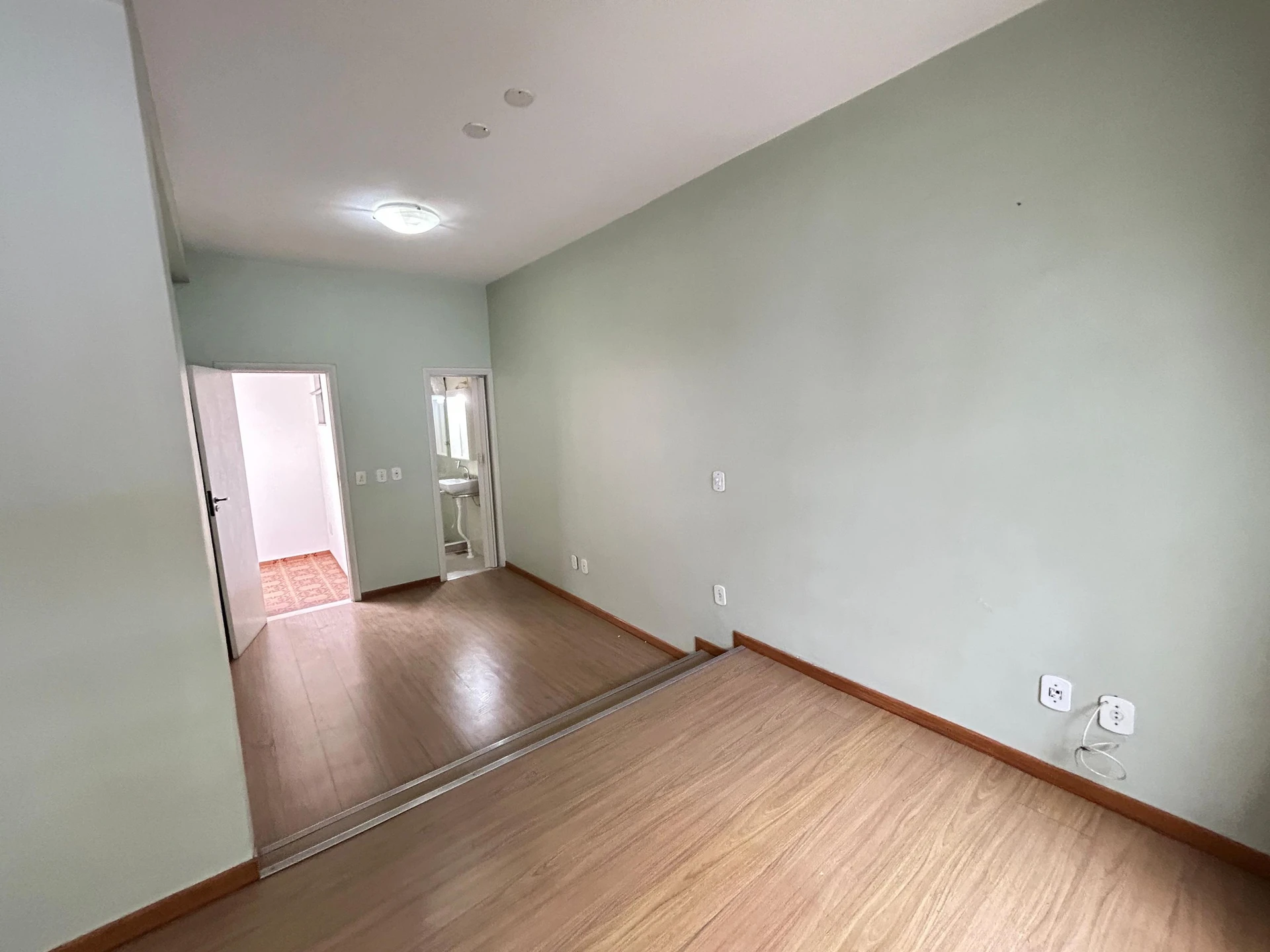Home office in a 3-bedroom house, 150 m² — photo 51