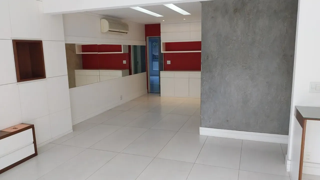 Floor-to-ceiling windows in a 3-bedroom apartment, 142 m² — photo 5