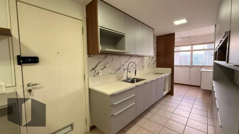 Apartment, 149 m², with a home office — photo 2