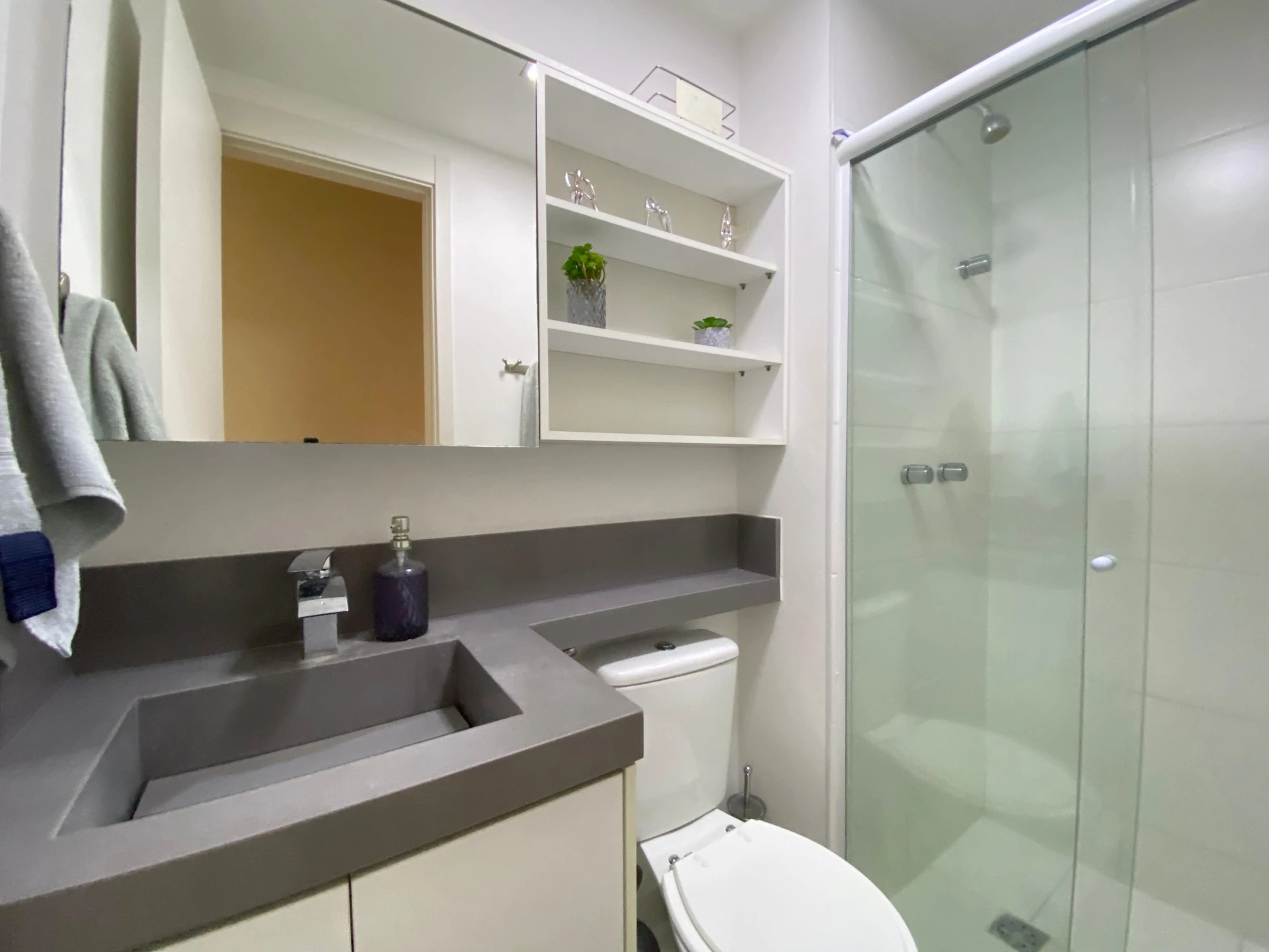 Home office in a 2-bedroom apartment, 55 m² — photo 42