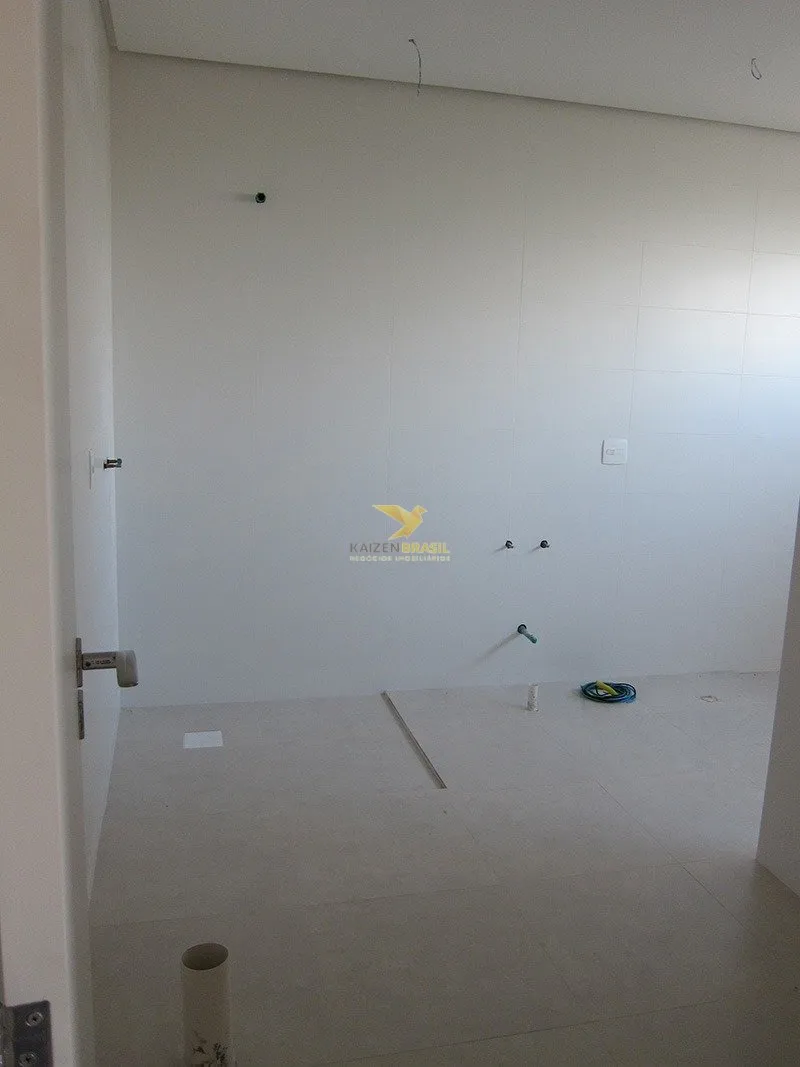Дом с 3 спальнями-сьютами и 3 парковками 718 м² — photo 13