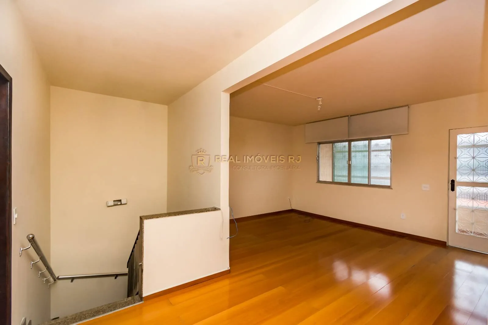 Unfurnished house with 3 bedrooms and 5 bathrooms — photo 21