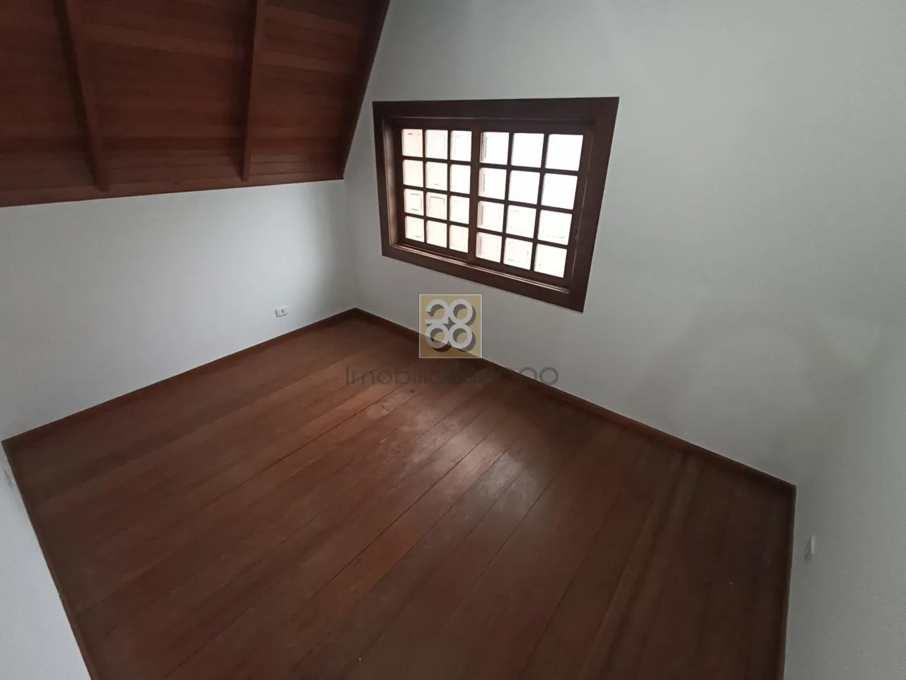 Casa, 187 m², com banheira — photo 19