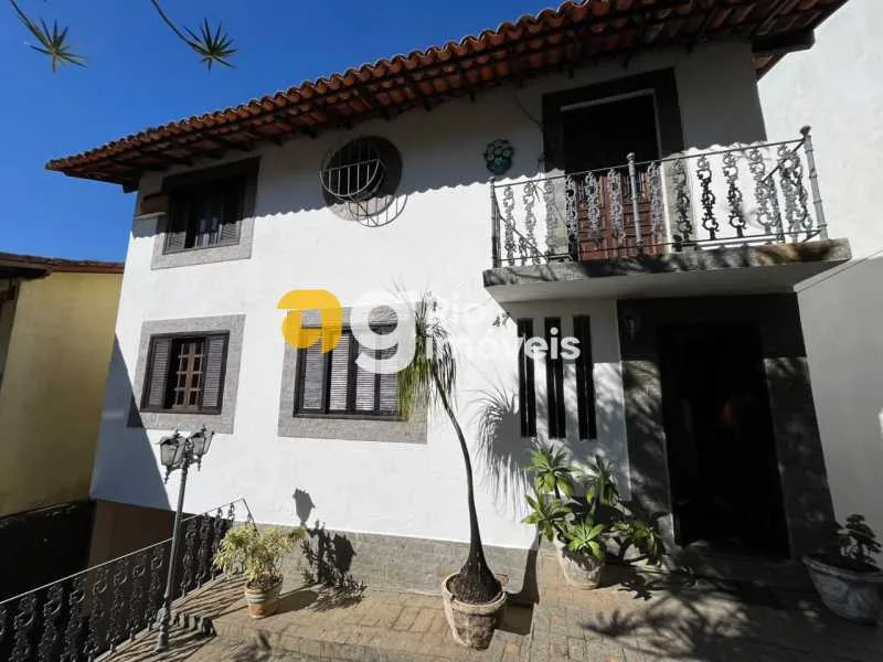 Casa com 3 quartos, 3 banheiros e 4 vagas — photo 14