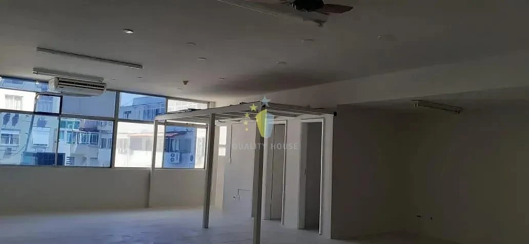 200 m² apartment with 1 bedroom and 4 bathrooms — photo 12