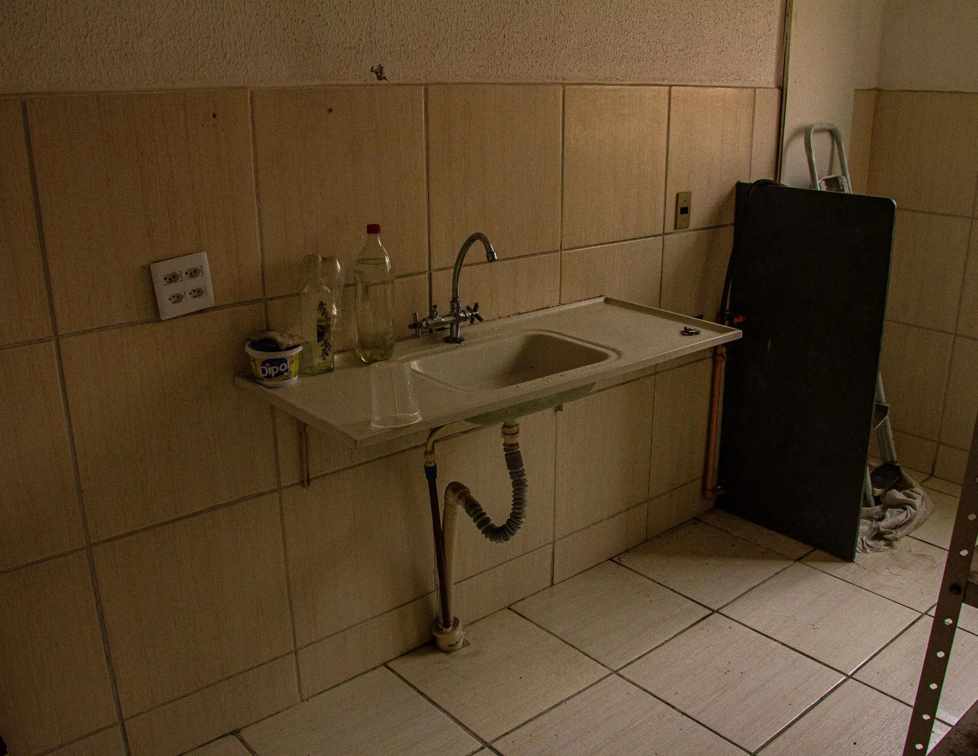 Unfurnished 2-bedroom apartment with pets allowed — photo 8